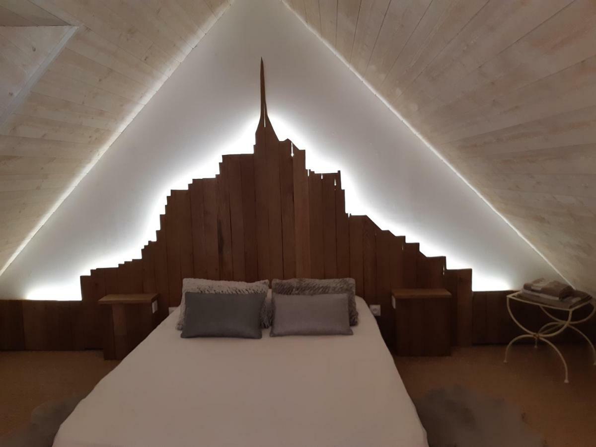 Gites Bijoux Argouges ภายนอก รูปภาพ
